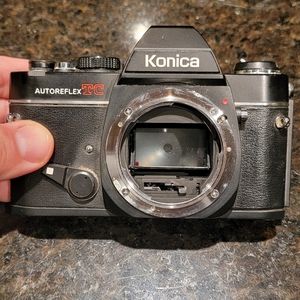 KONICA AutoReflex TC Body